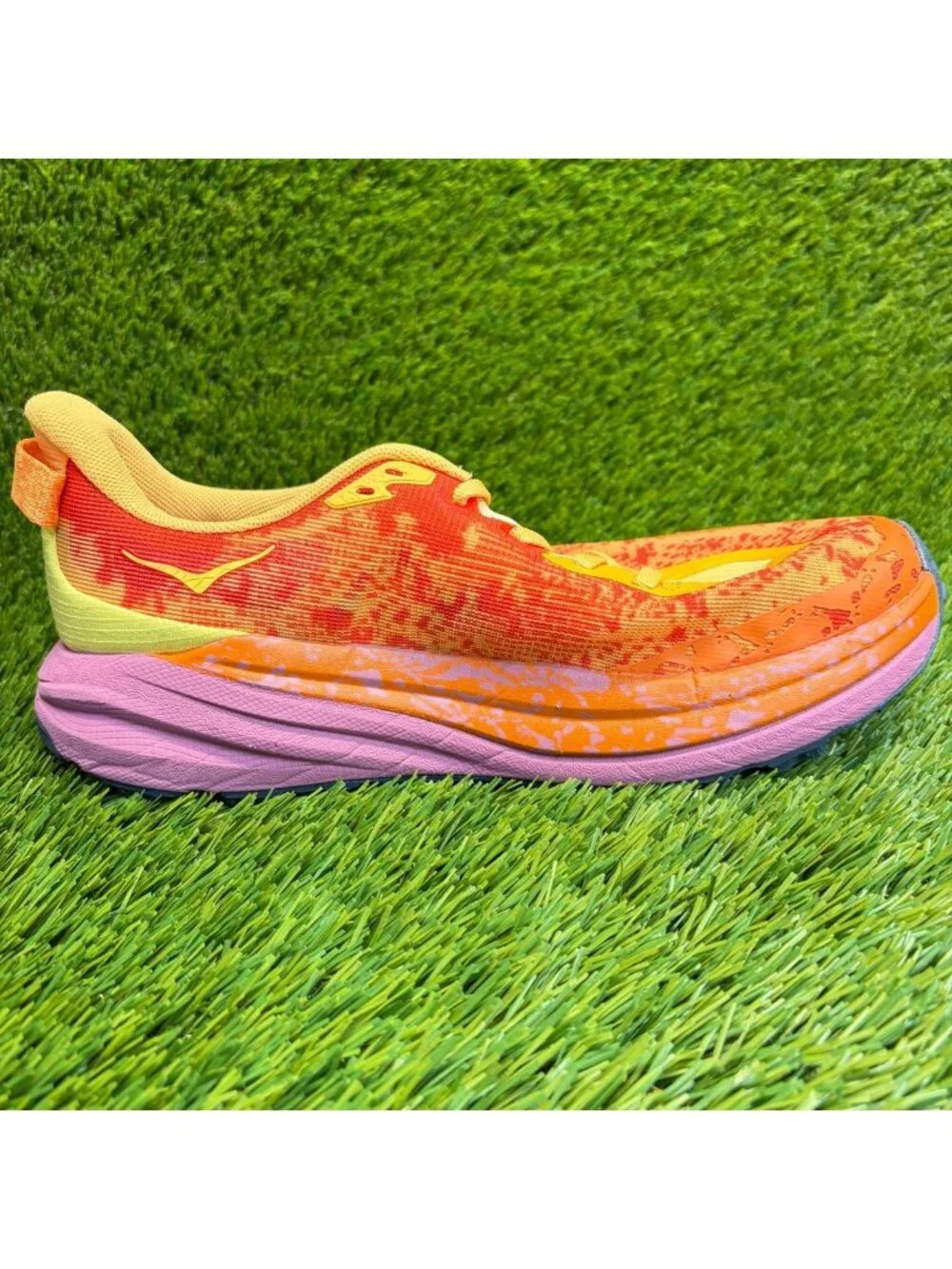 Hoka One One Speedgoat 6 Womens Size 7.5D Orange Athletic Running Shoes Sneakers